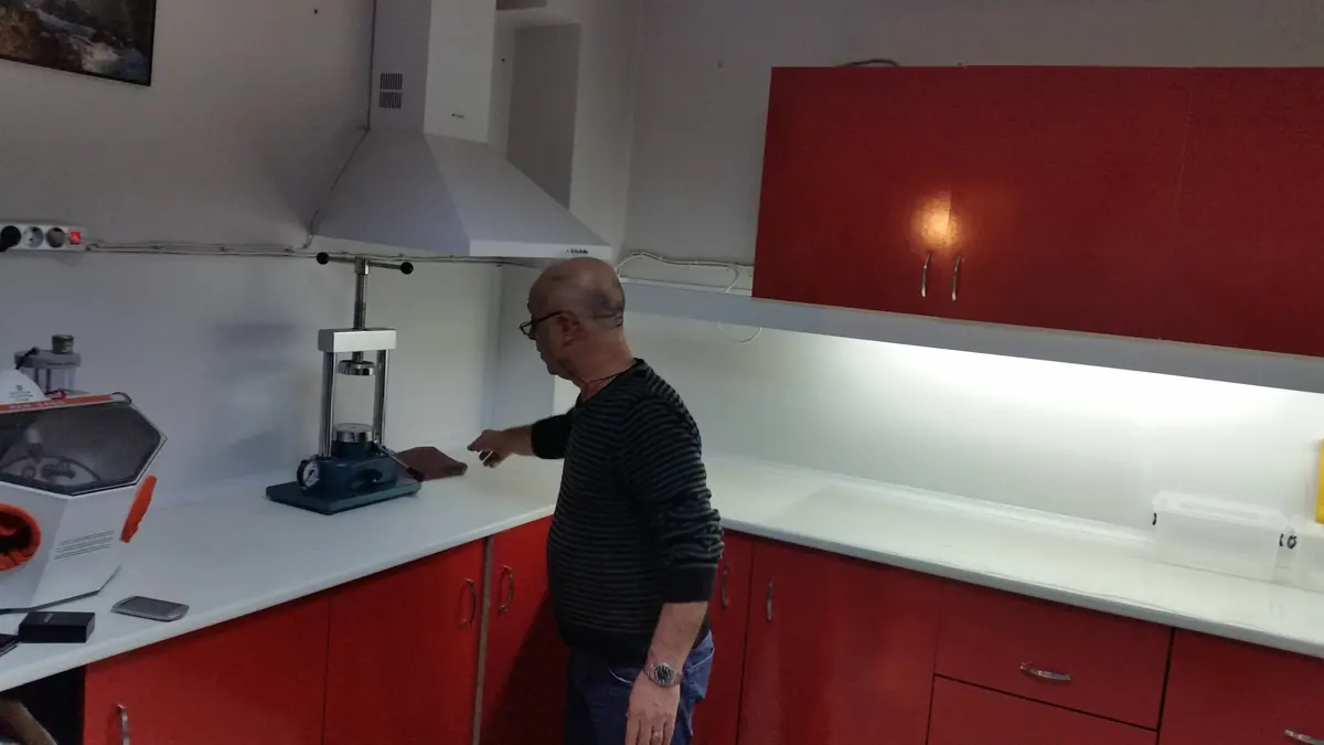 Laboratuvar ve ekip arşivi 004